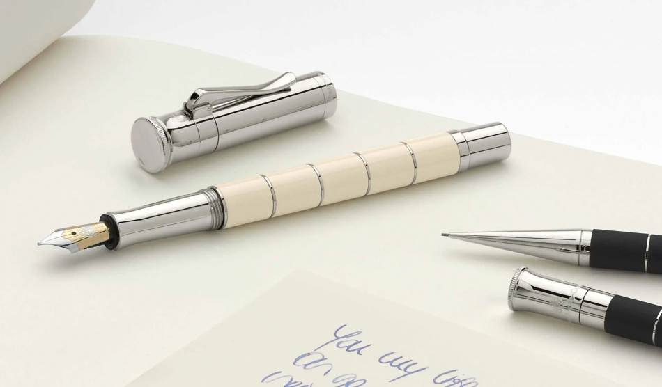 Graf von Faber-Castell Anello Fountain Pen - Ivory Resin