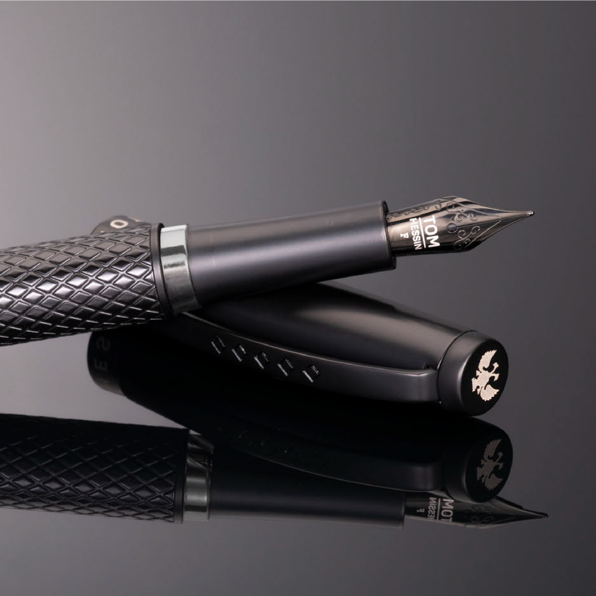 Tom Hessin Magnetic Carbon Fountain Pen