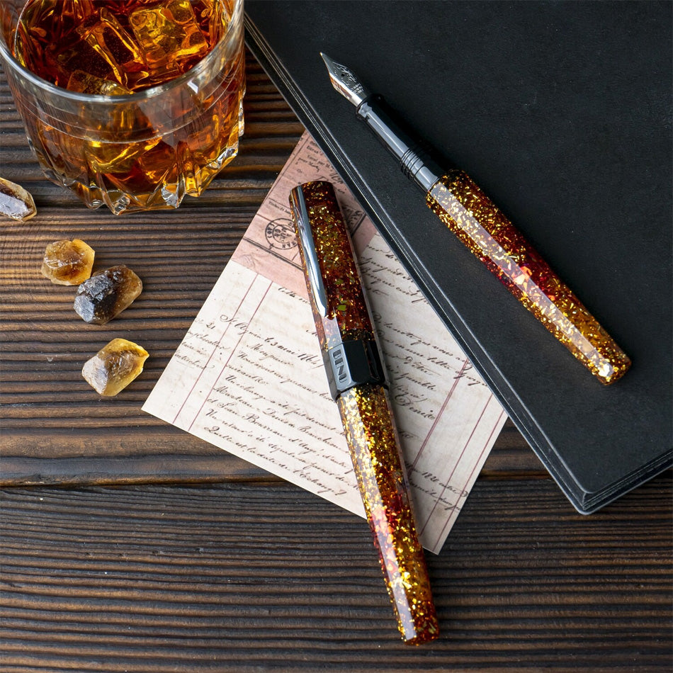 Benu Euphoria Fountain Pen - Bourbon