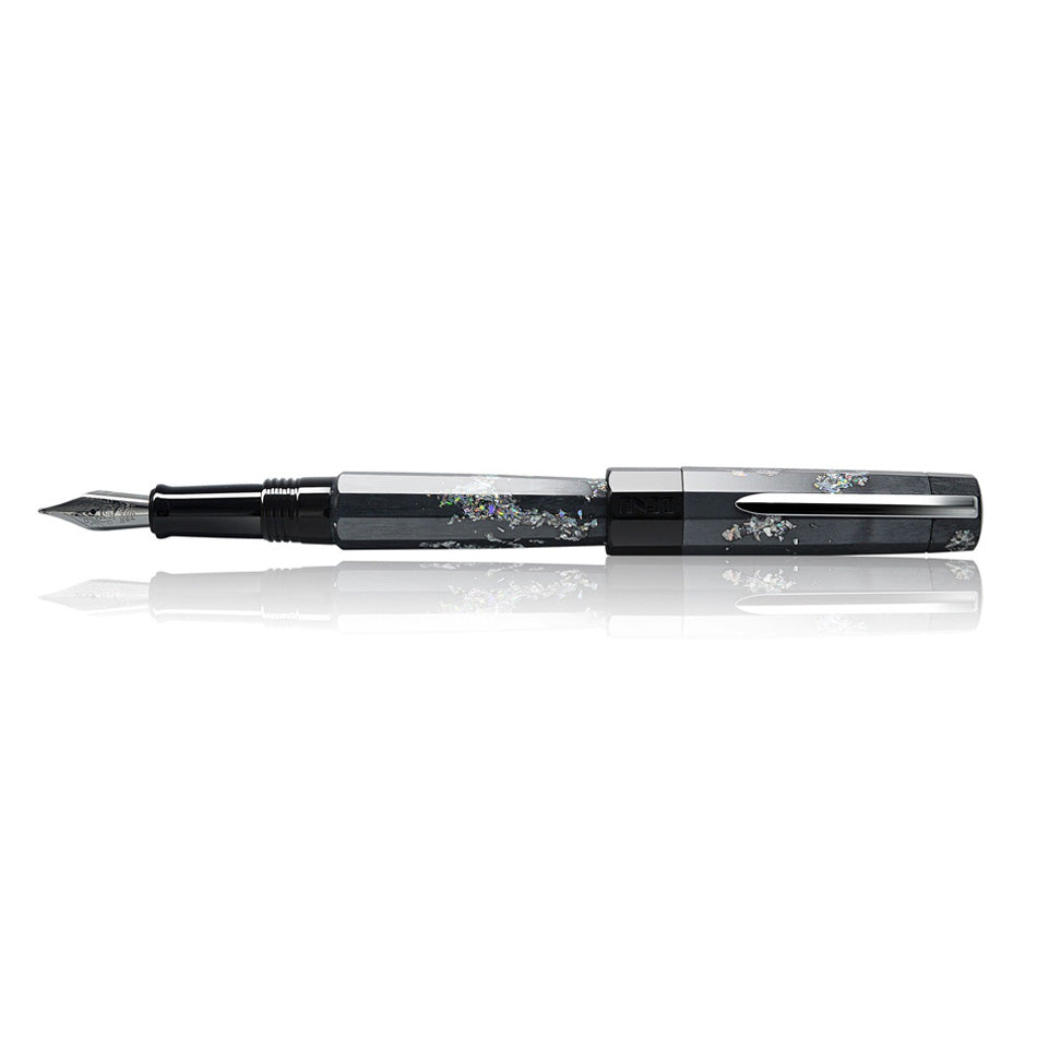 Benu Euphoria Fountain Pen - Caviar
