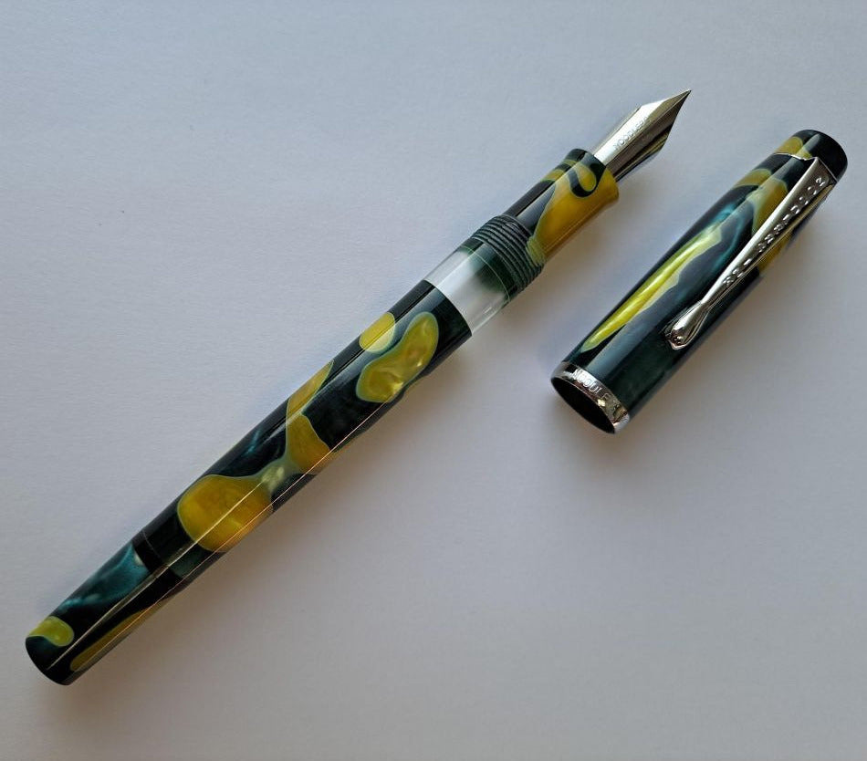 Noodler's Konrad Acrylic Fountain Pen - Victory Garden