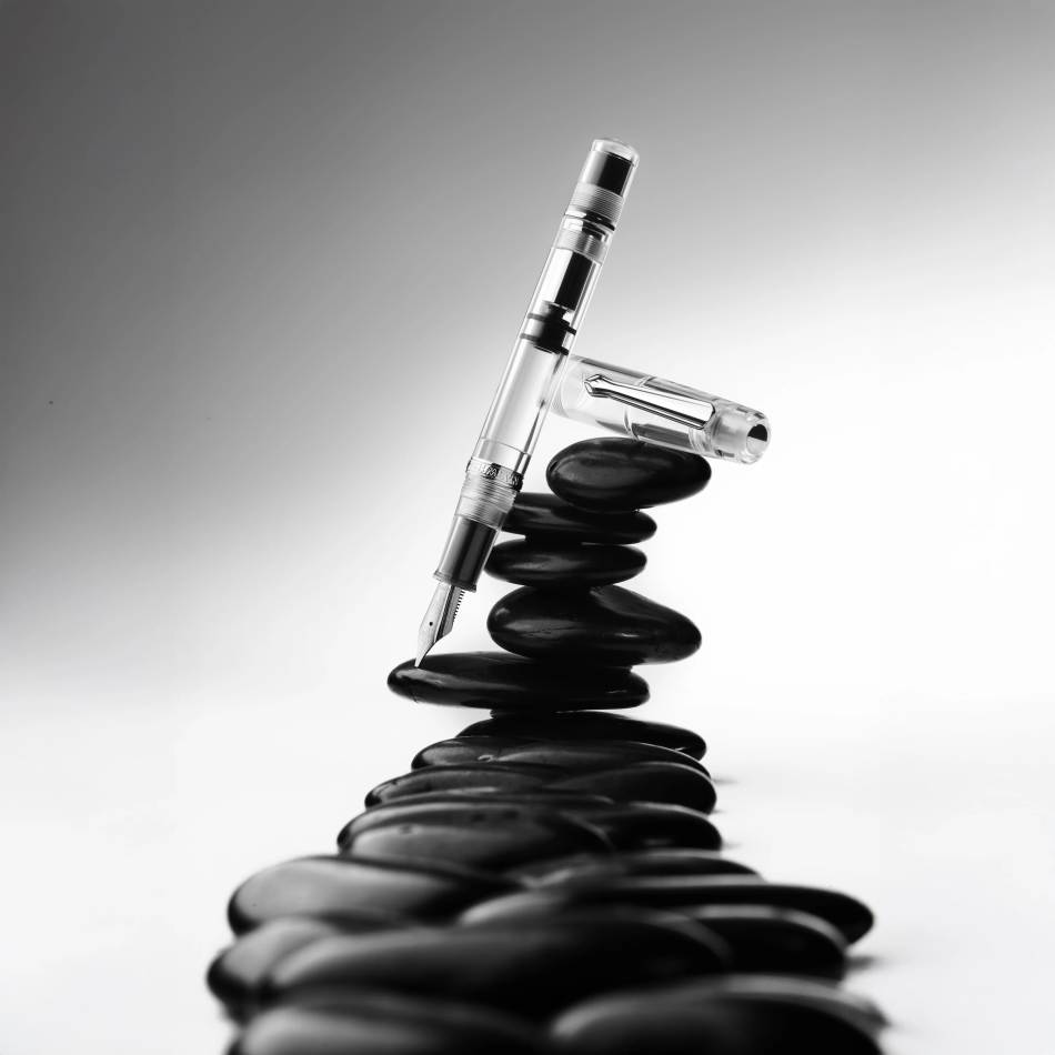 Nahvalur Original Fountain Pen - Clear Demonstrator