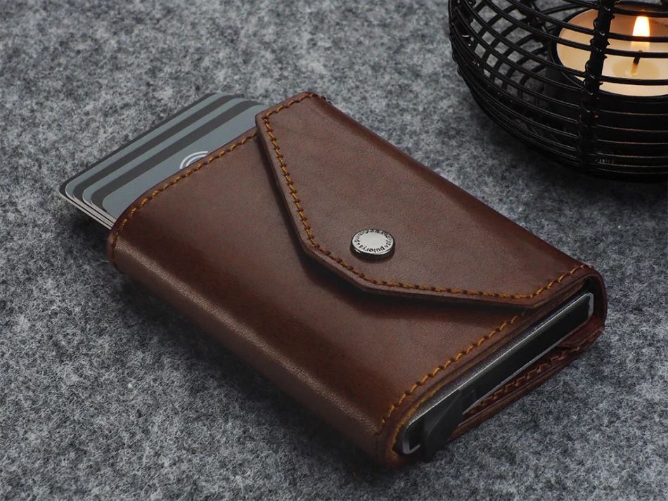 Pularys Porter RFID Wallet - Nomad Leather