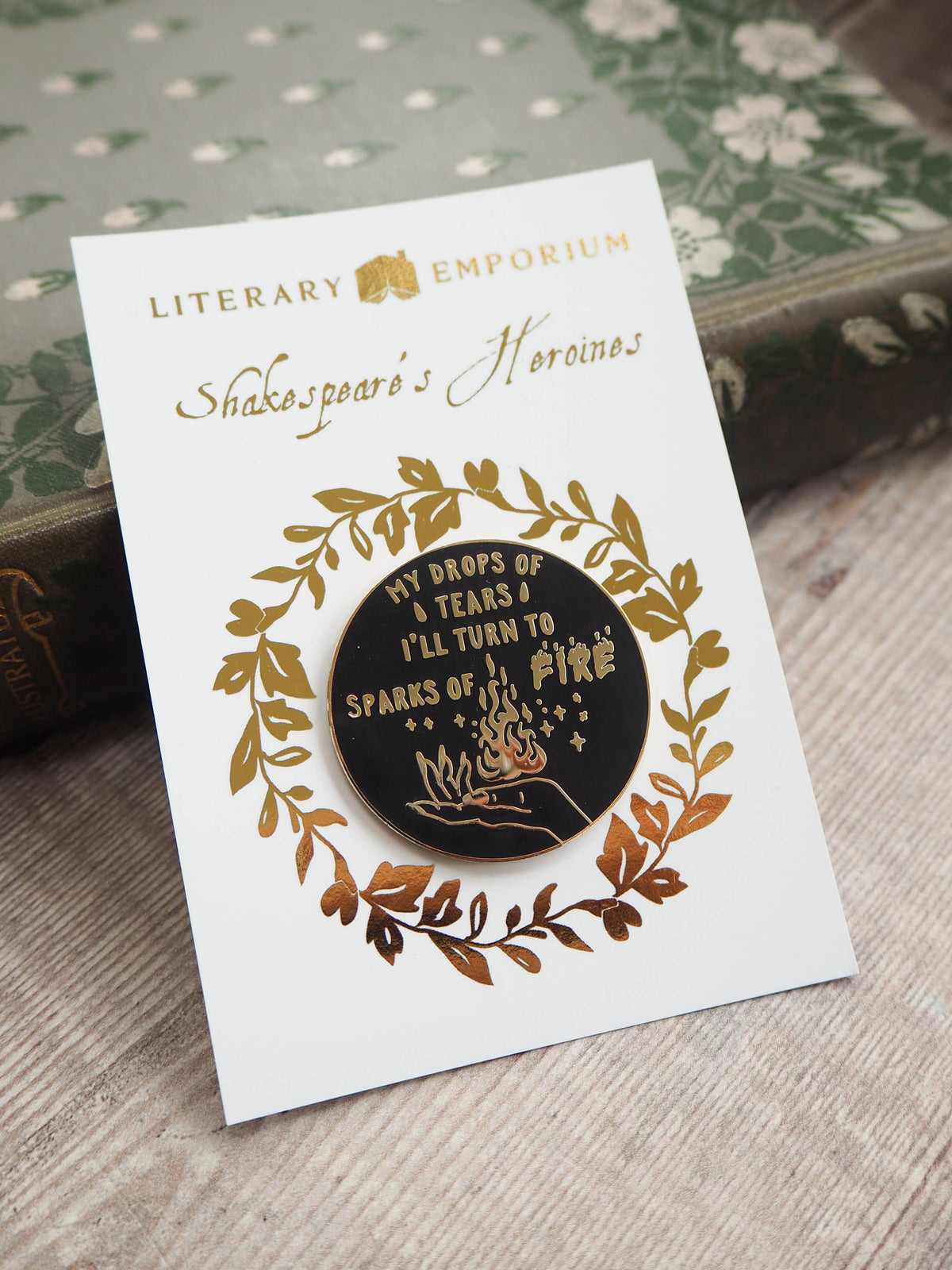 Literary Emporium Queen Katharine Enamel Pin Badge - Shakespeare's Heroines