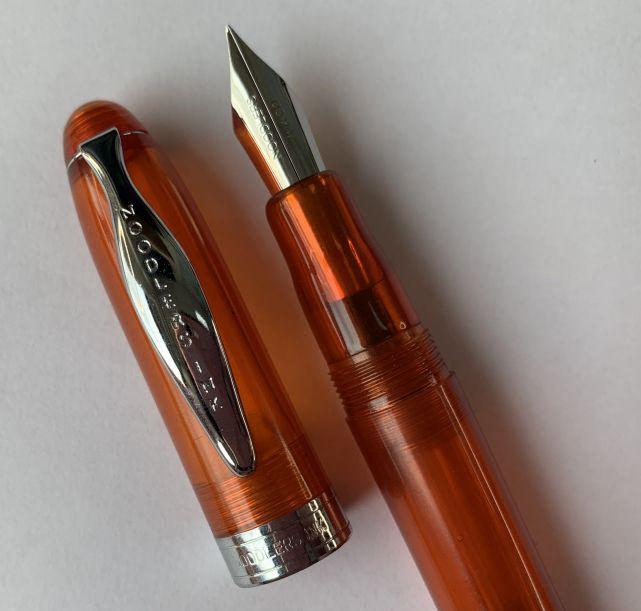 Noodler's Ahab Flex Fountain Pen - Topkapi Amber - Pure Pens
