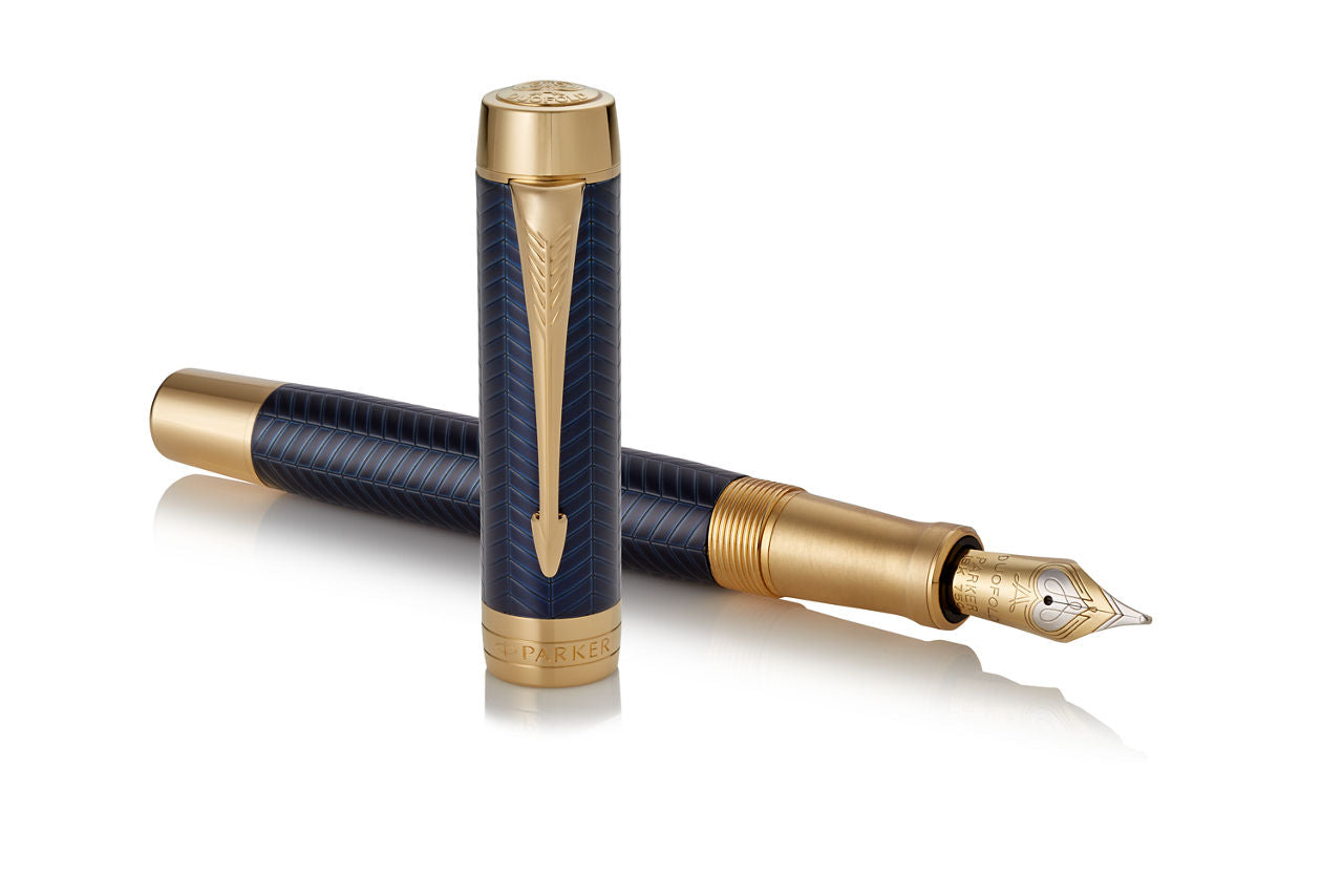 ✨‼️PARKER Duofold 万年筆 18Kペン先 木製ケース付✨‼️ Parker Duofold Prestige Fountain Pen - Blue Chevron | Pure Pens