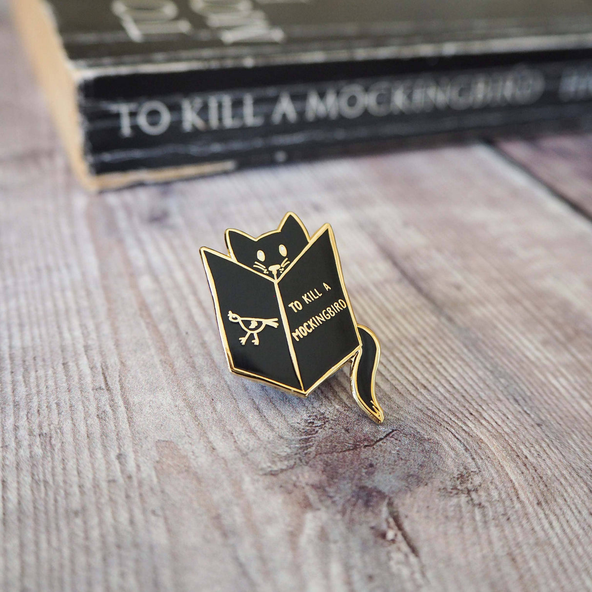 Literary Emporium Reading Cat Mockingbird Book Lover Enamel Pin Badge - Black