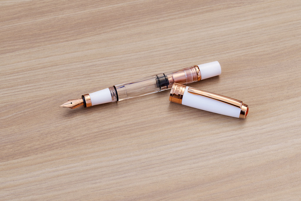TWSBI Diamond 580 Fountain Pen - White/Rose Gold II