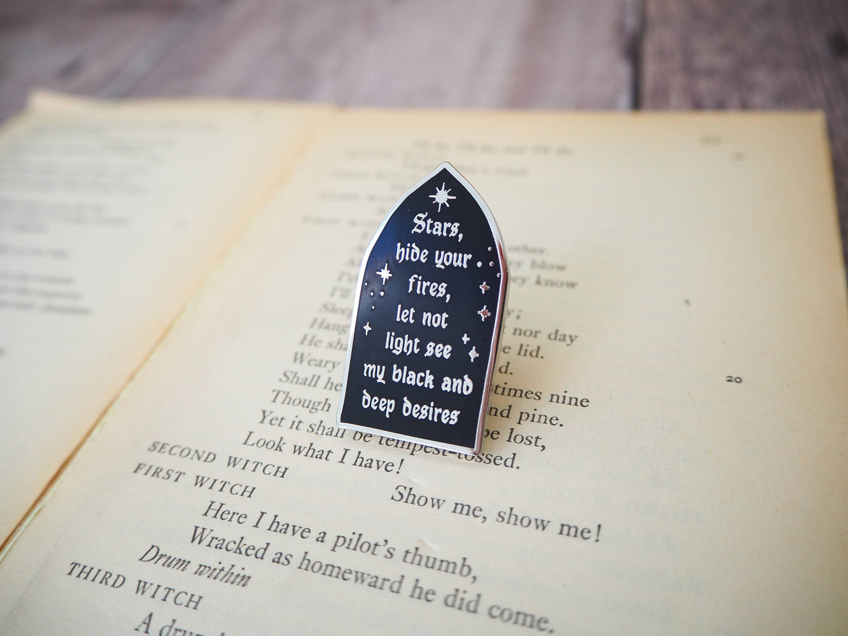 Literary Emporium Macbeth Enamel Pin Badge Shakespeare’s Tragedies Collection