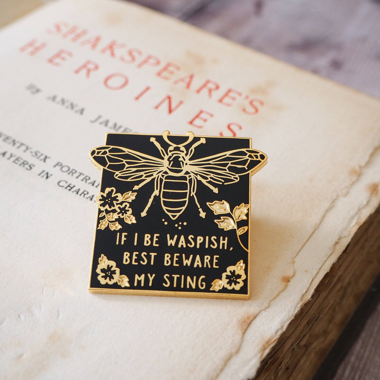 Literary Emporium Katherina Taming Of The Shrew - Shakespeare Wasp Pin Badge