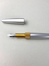 The Good Blue R615 Fountain Pen - Silver and Gold