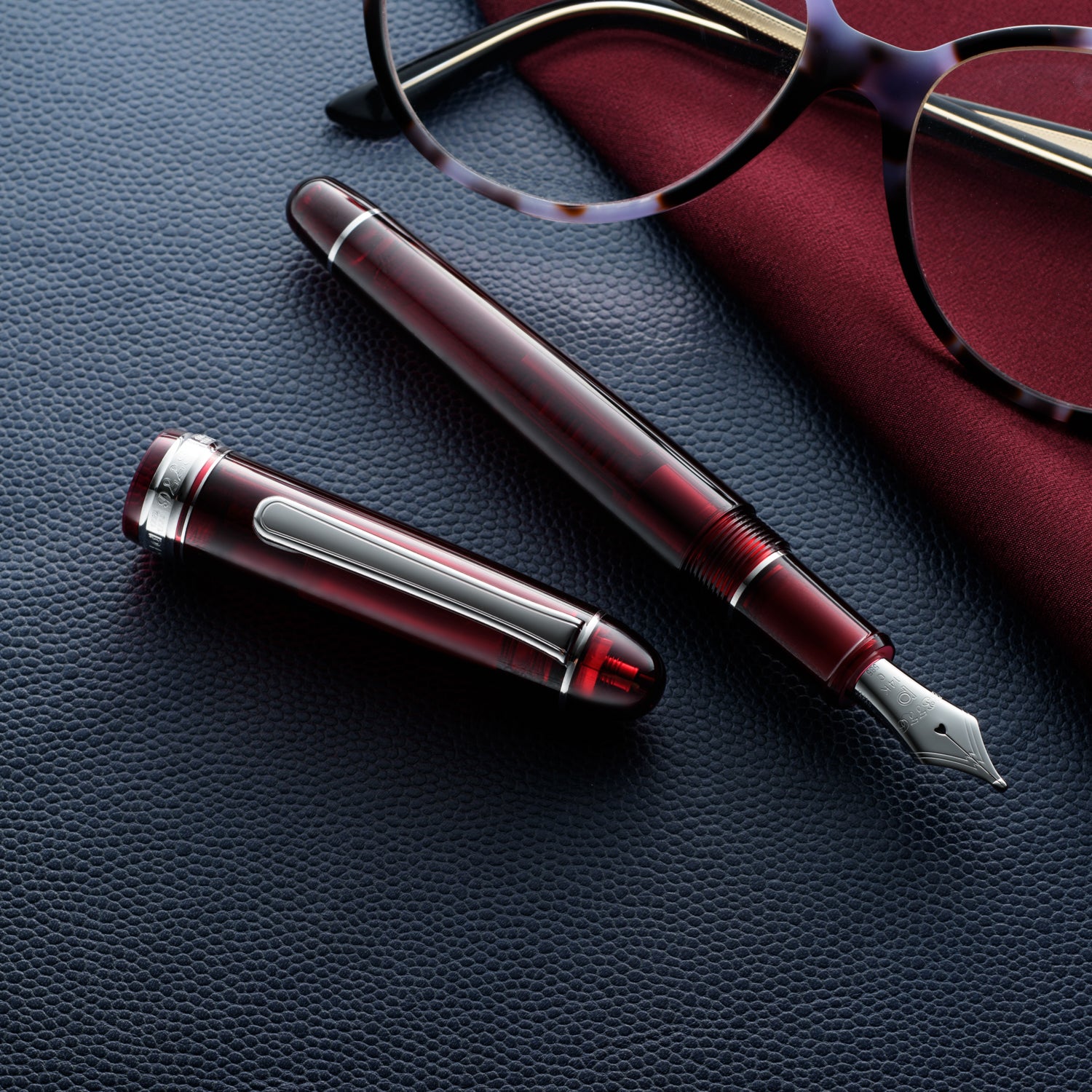 Platinum #3776 Century Fountain Pen - Bourgogne Red with Rhodium