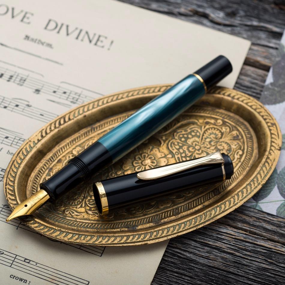 Pelikan Classic M200 Fountain Pen - Green Marble | Pure Pens